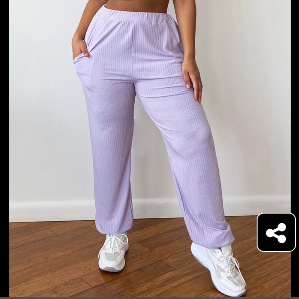 🤩Plus prettylittlething NWT lilac rubbed joggers